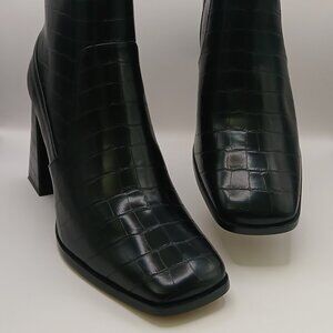 Lisa Vicky Craze-V Croco Booties - 8M